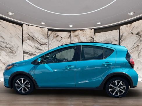Used 2018 Toyota Prius C One w/ Carpet Mat Package FWD image 5
