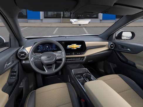 Used 2026 Chevrolet Equinox ACTIV w/ Convenience Package III FWD image 40