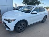 Used 2019 Alfa Romeo Stelvio AWD image 3