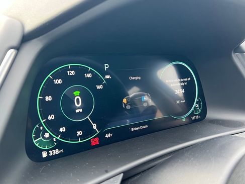 Used 2023 Hyundai Sonata Limited image 19