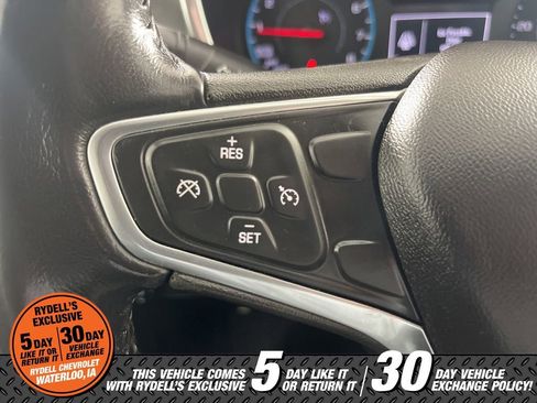 Used 2018 Chevrolet Equinox LT image 32