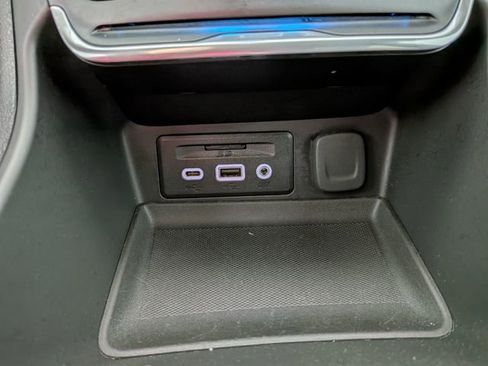 Used 2020 GMC Terrain SLE w/ Driver Convenience Package FWD image 8