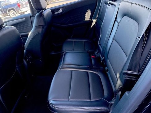 Used 2024 Ford Escape Platinum image 22