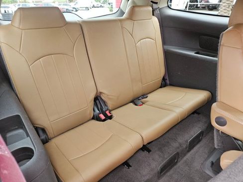 Used 2017 Buick Enclave Leather w/ Enclave Tuscan Edition FWD image 22