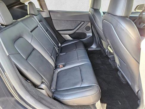 Used 2024 Tesla Model Y Long Range image 20