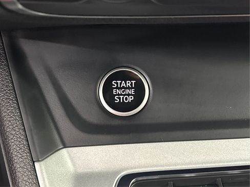 Used 2021 Audi Q3 2.0T Premium w/ Convenience Package image 37