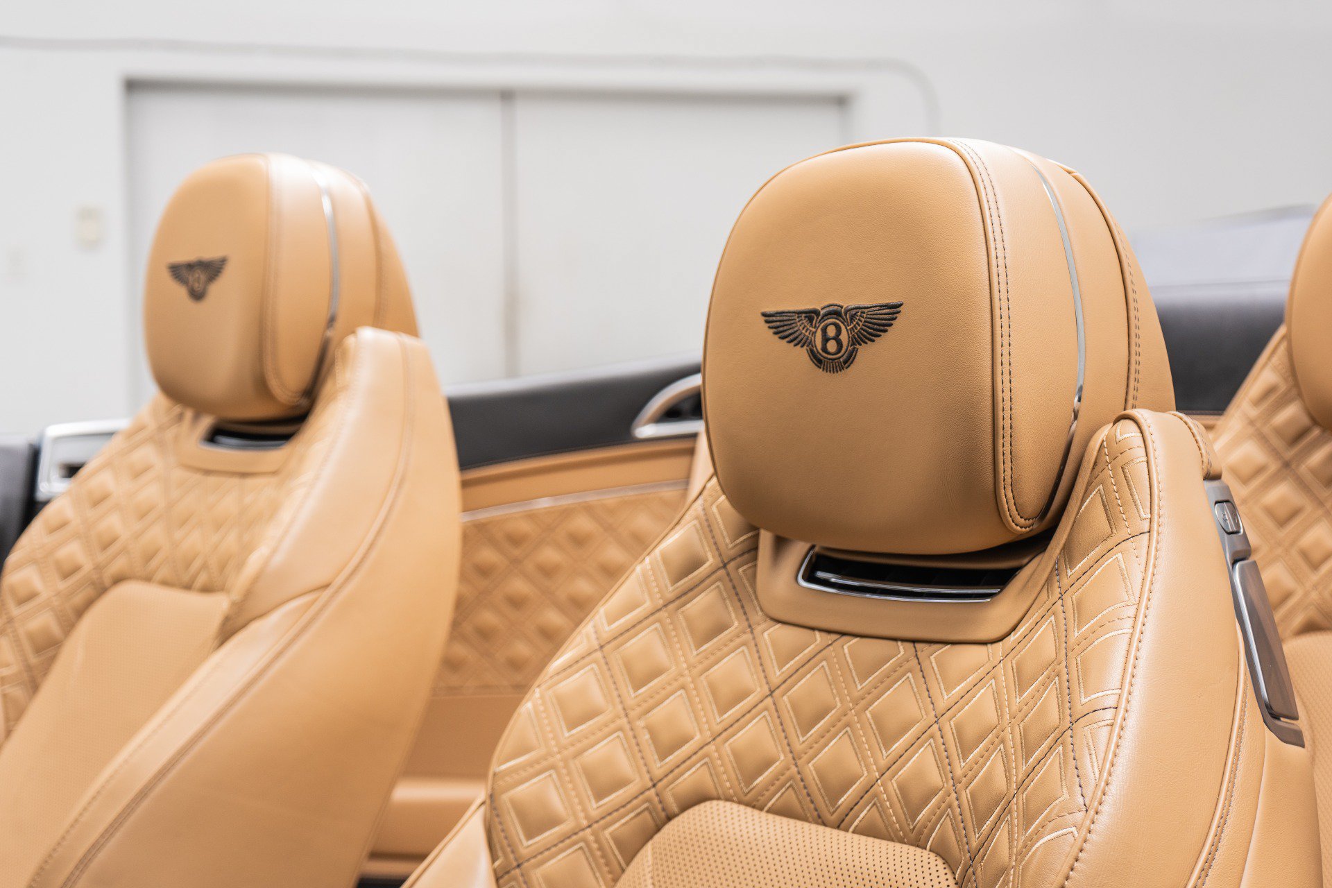 Used 2020 Bentley Continental GT First Edition AWD/4WD image 28