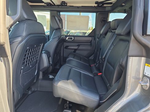 New 2025 Ford Bronco Badlands w/ Sasquatch Package image 12