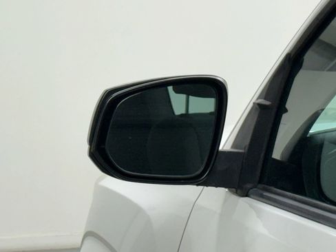 Used 2017 Toyota Tacoma 2WD Access Cab image 37