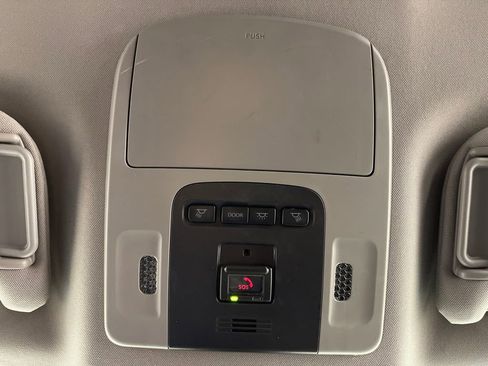 Certified 2022 Toyota Camry XSE image 29