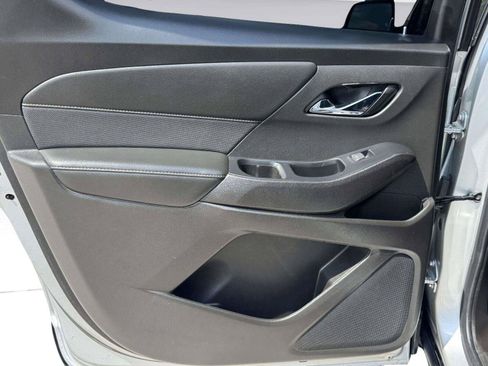 Used 2021 Chevrolet Traverse Premier w/ Redline Edition FWD image 37
