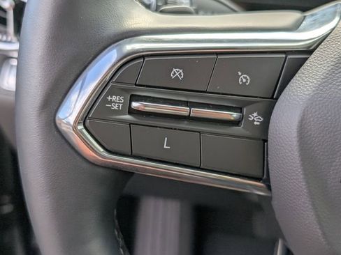 Used 2025 Chevrolet Equinox ACTIV w/ Safety and Technology Package image 34