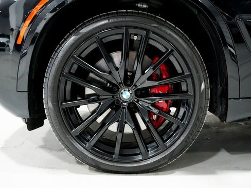 Used 2025 BMW X5 M60i image 33