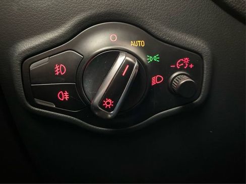 Used 2015 Audi Q5 2.0T Premium Plus w/ Technology Package image 23