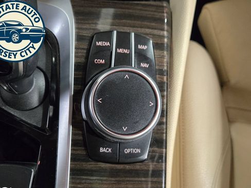 Used 2020 BMW 530i w/ Convenience Package RWD image 23