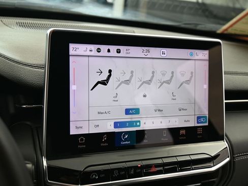 Used 2022 Jeep Compass High Altitude image 18