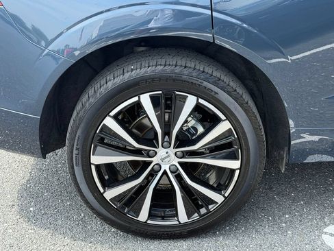 Used 2024 Volvo XC60 B5 Plus w/ Protection Package Premier AWD/4WD image 12