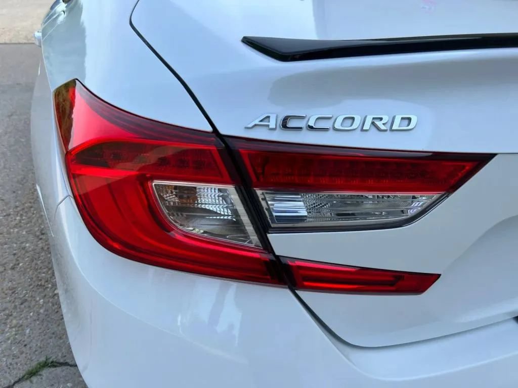 Used 2022 Honda Accord Sport image 38