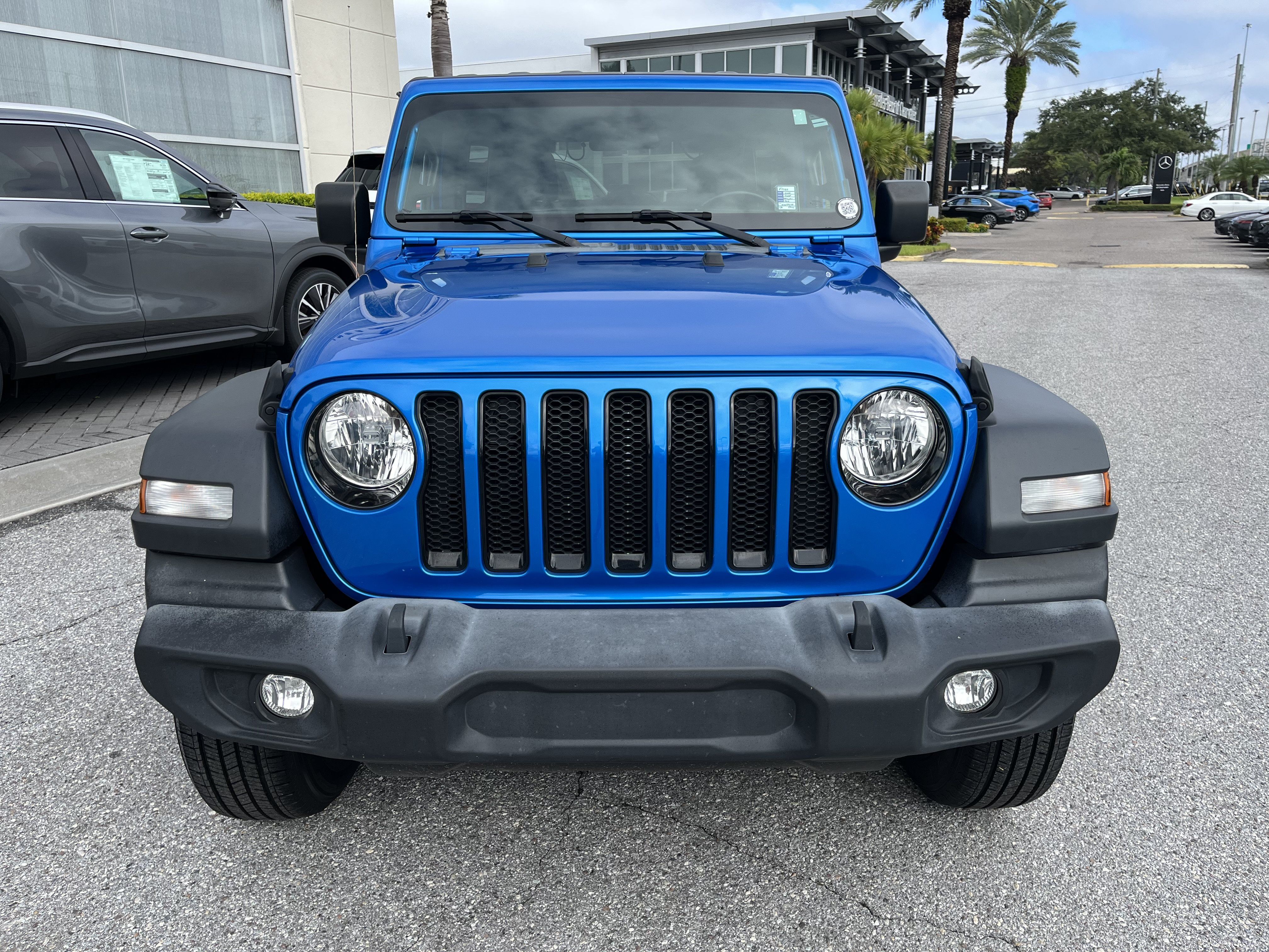 Used 2022 Jeep Wrangler Unlimited Sport AWD/4WD image 10