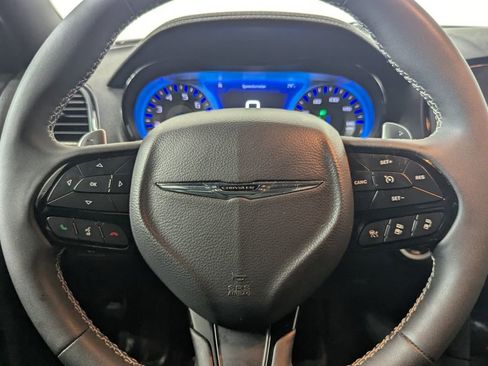 Used 2023 Chrysler 300 S w/ Comfort Group image 16