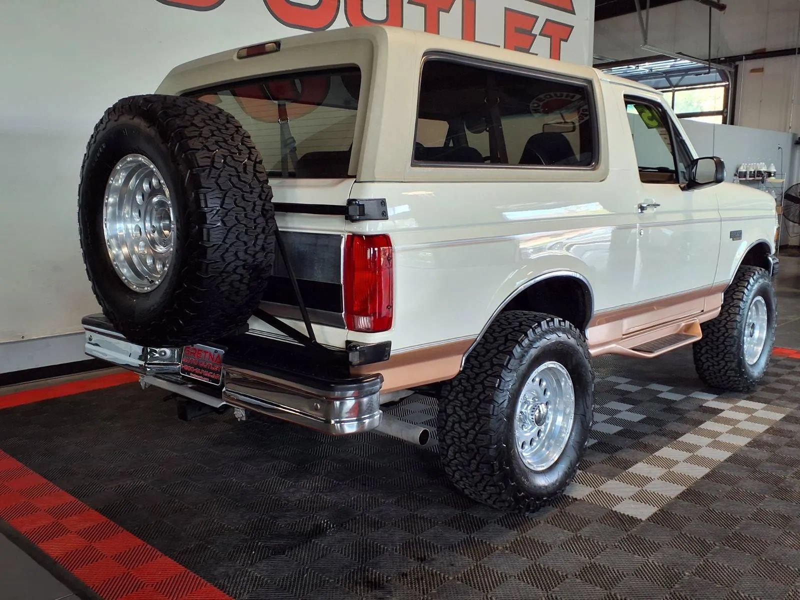 Used 1995 Ford Bronco Eddie Bauer AWD/4WD image 7