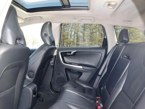 Used 2014 Volvo XC60 3.2 image 24