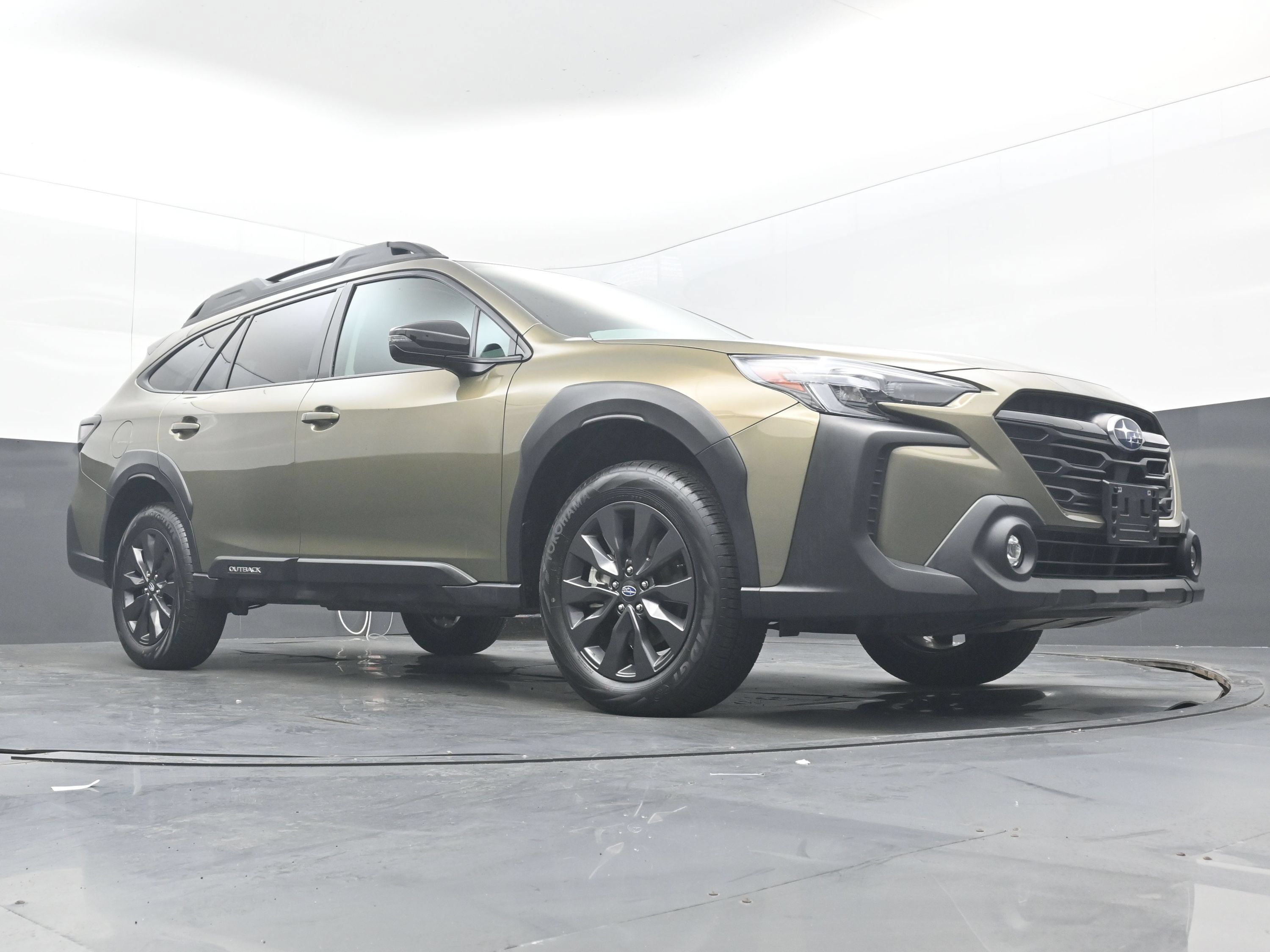 Used 2025 Subaru Outback Onyx Edition AWD/4WD image 24