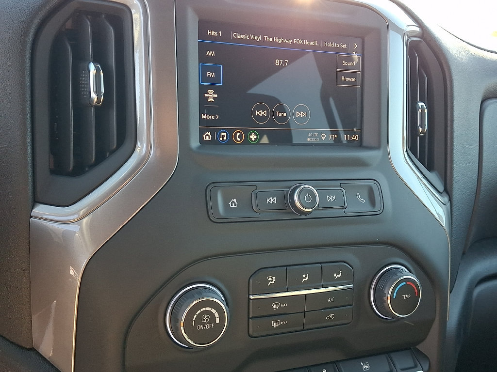 New 2026 Chevrolet Silverado 2500 Custom w/ Custom Value Package AWD/4WD image 17