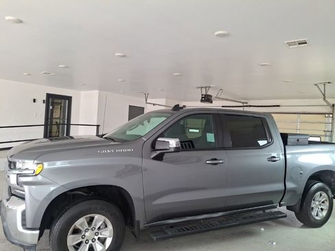 Used 2020 Chevrolet Silverado 1500 LT w/ All-Star Edition image 4