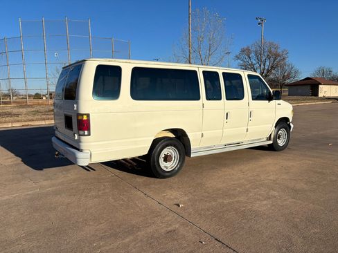 Used 1993 Ford E-350 and Econoline 350 XLT image 21