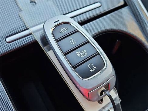 Used 2022 Hyundai Santa Fe SEL image 34