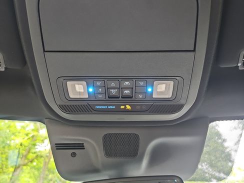 Used 2025 Ford Expedition King Ranch AWD/4WD image 47