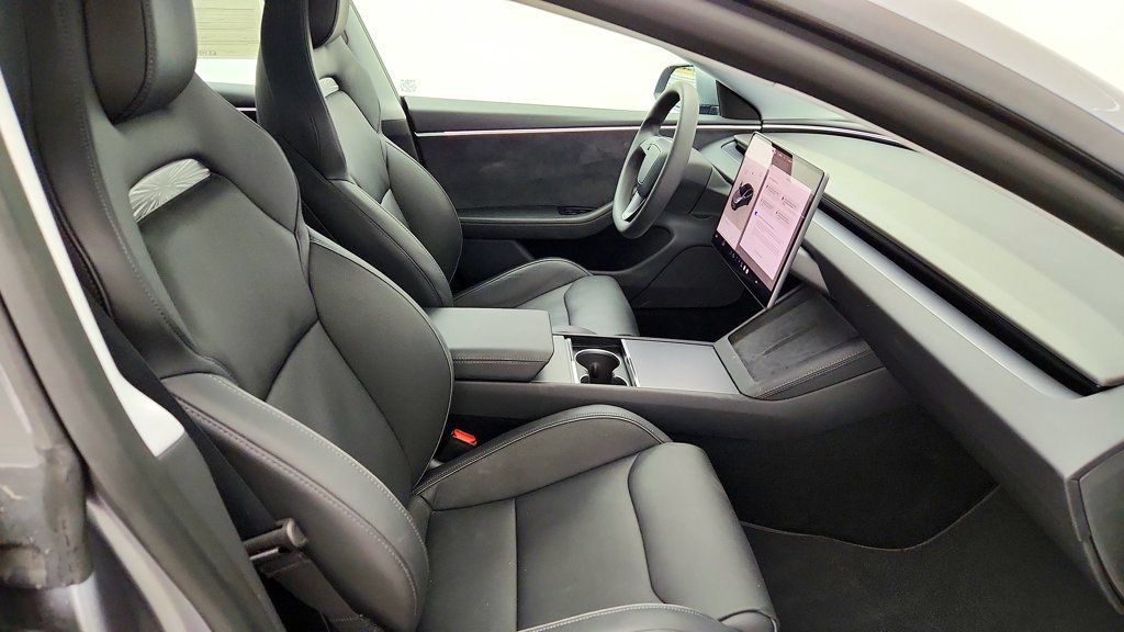 Used 2025 Tesla Model 3 Performance AWD/4WD image 26