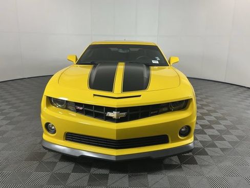 Used 2010 Chevrolet Camaro SS w/ LPO, Ground Effects Package RWD image 2