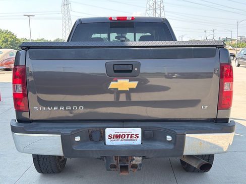 Used 2011 Chevrolet Silverado 2500 LT w/ Suspension Package, Off-Road AWD/4WD image 4