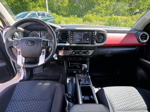 Certified 2023 Toyota Tacoma SR5 RWD image 21