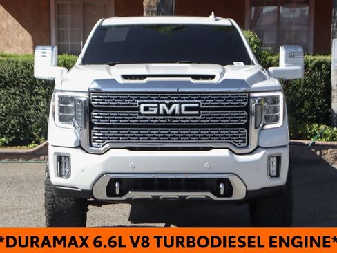 Used 2022 GMC Sierra 2500 Denali w/ Denali Ultimate Package AWD/4WD image 3