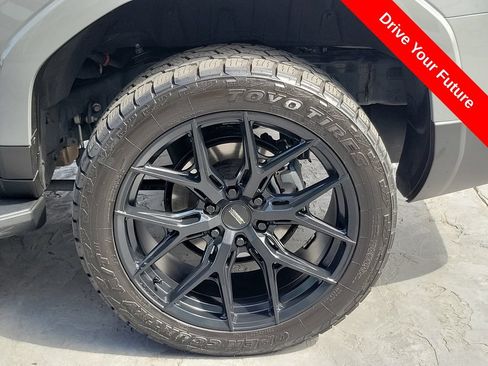 Used 2024 Lexus GX 550 w/ Cold Area Package AWD/4WD image 26