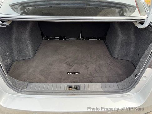 Used 2022 Nissan Versa SV image 20