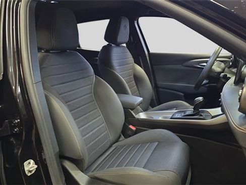 Used 2024 Alfa Romeo Tonale Ti image 12