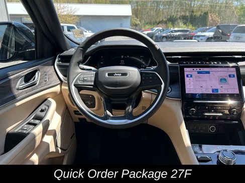 Used 2024 Jeep Grand Cherokee Limited 4xe w/ Luxury Tech Group II AWD/4WD image 18