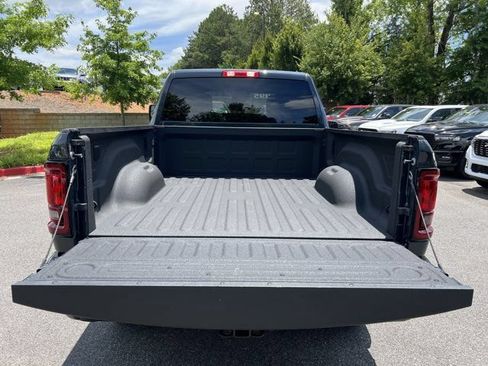 Certified 2026 RAM 2500 Big Horn AWD/4WD image 19