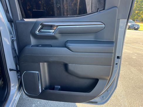 Used 2024 Chevrolet Silverado 1500 LT Trail Boss image 29