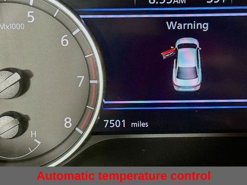 Certified 2024 Nissan Sentra SR w/ SR Premium Package image 19