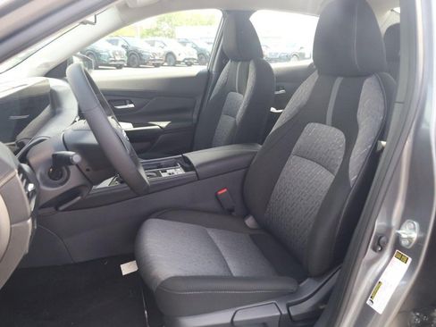 New 2026 Nissan Sentra SV w/ SV Convenience Package FWD image 20