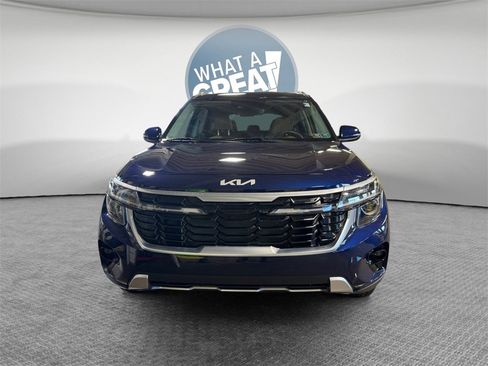 Certified 2024 Kia Seltos EX image 9