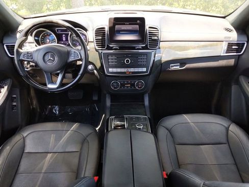 Used 2019 Mercedes-Benz GLS 450 4MATIC image 12