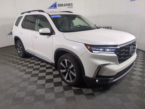 Certified 2023 Honda Pilot Elite image 11