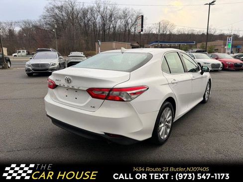 Used 2019 Toyota Camry LE image 8
