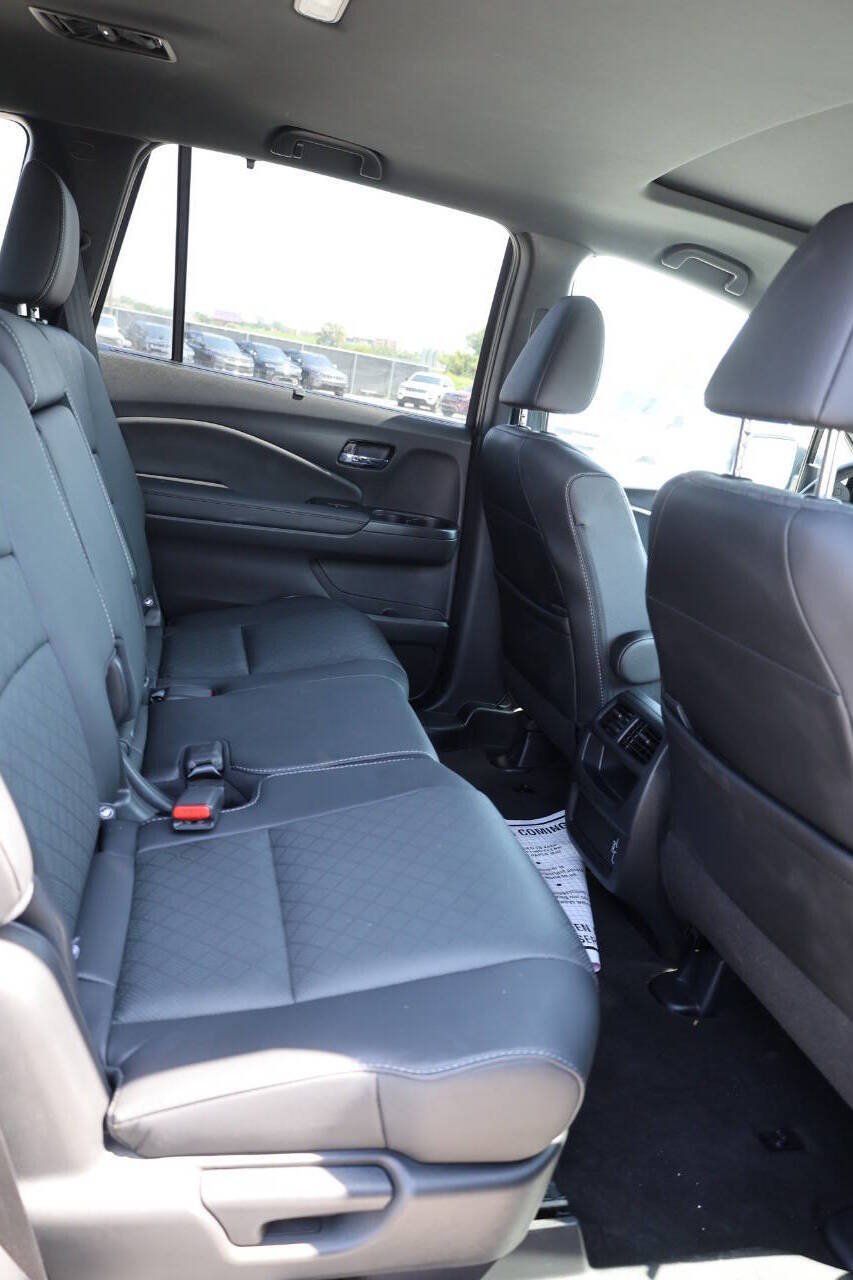 Used 2021 Honda Passport EX-L image 16